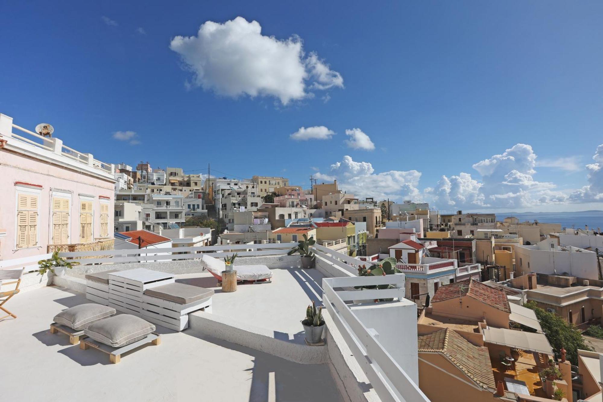 San Nikolas View Guest House 에르무폴리 외부 사진