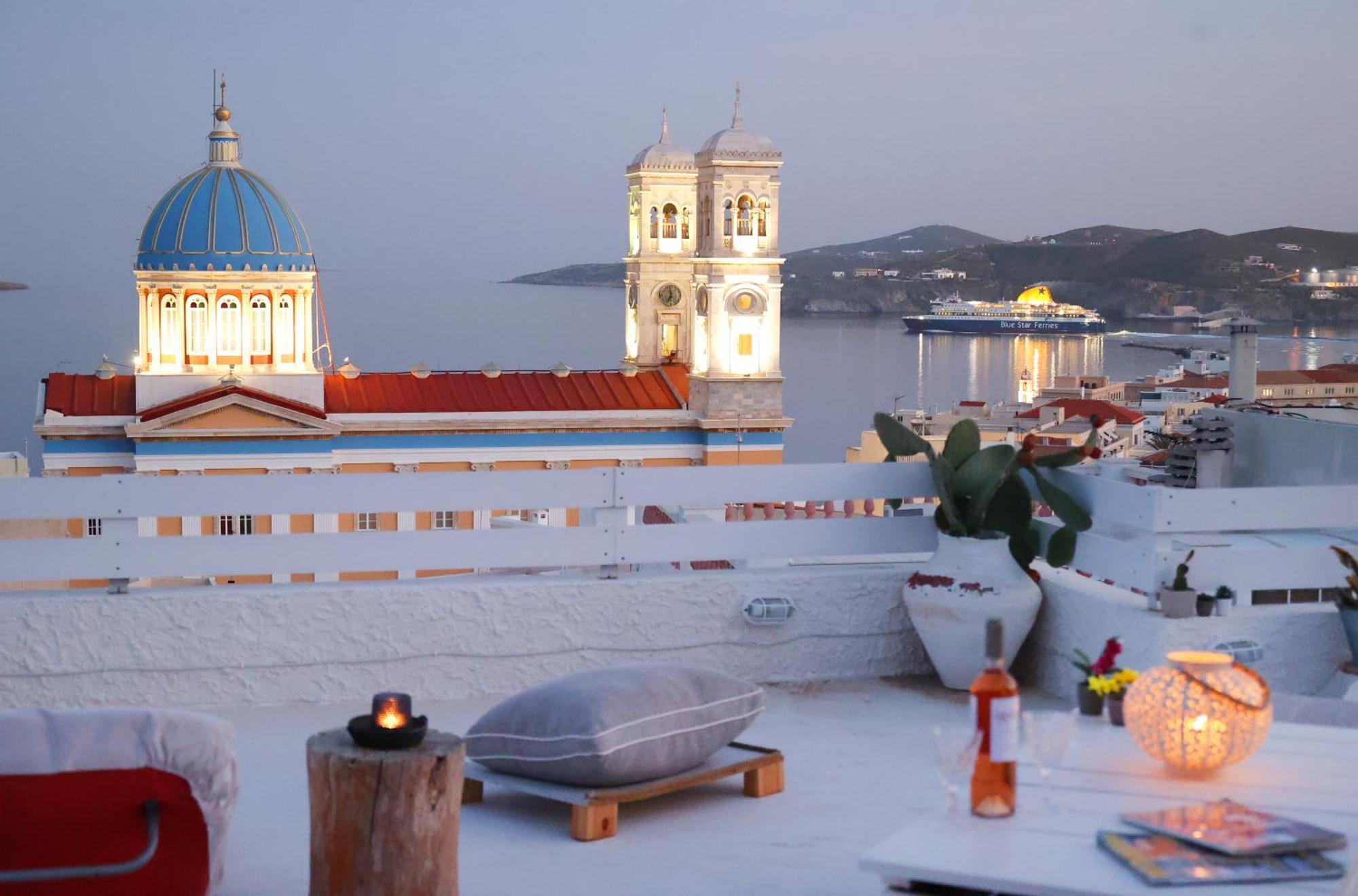 San Nikolas View Guest House 에르무폴리 외부 사진
